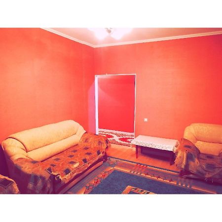 Nomad Apartment On Syganak 10Str Астана Номер фото